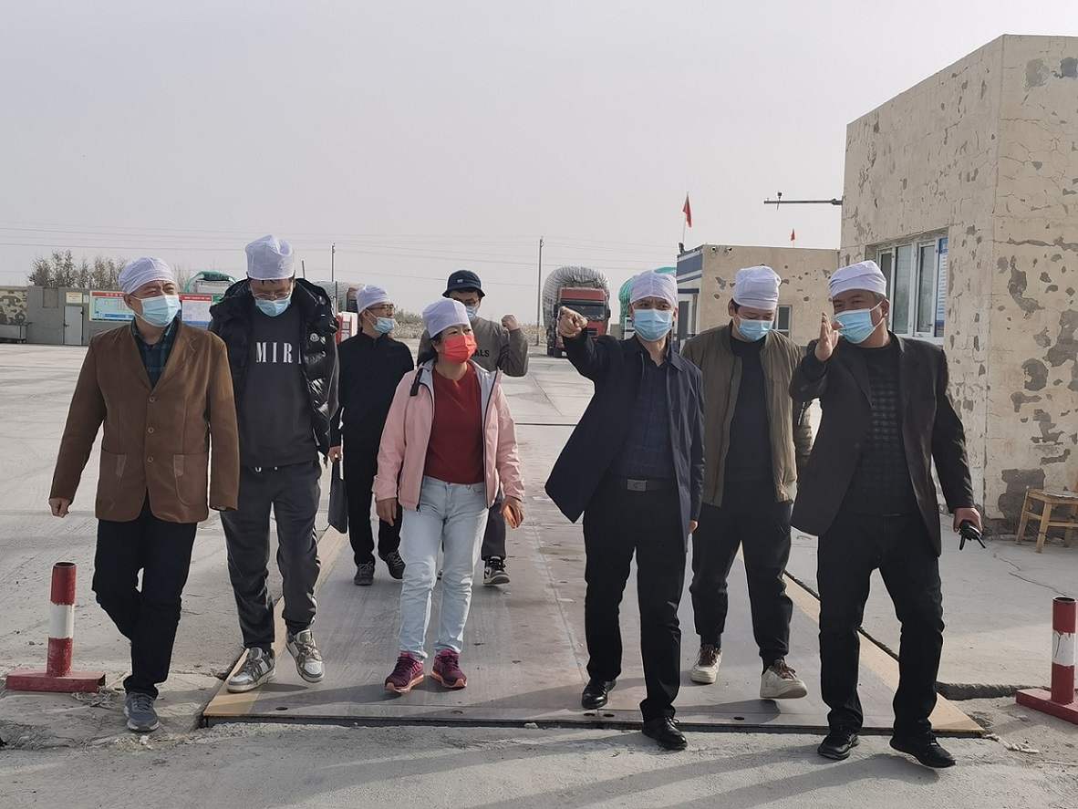 李林、樊治強(qiáng)一行到省棉麻集團(tuán)基地督導(dǎo)調(diào)研安全生產(chǎn)、棉花儲(chǔ)備工作