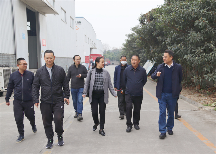 鄧華帶隊赴龍泉、資中調(diào)研